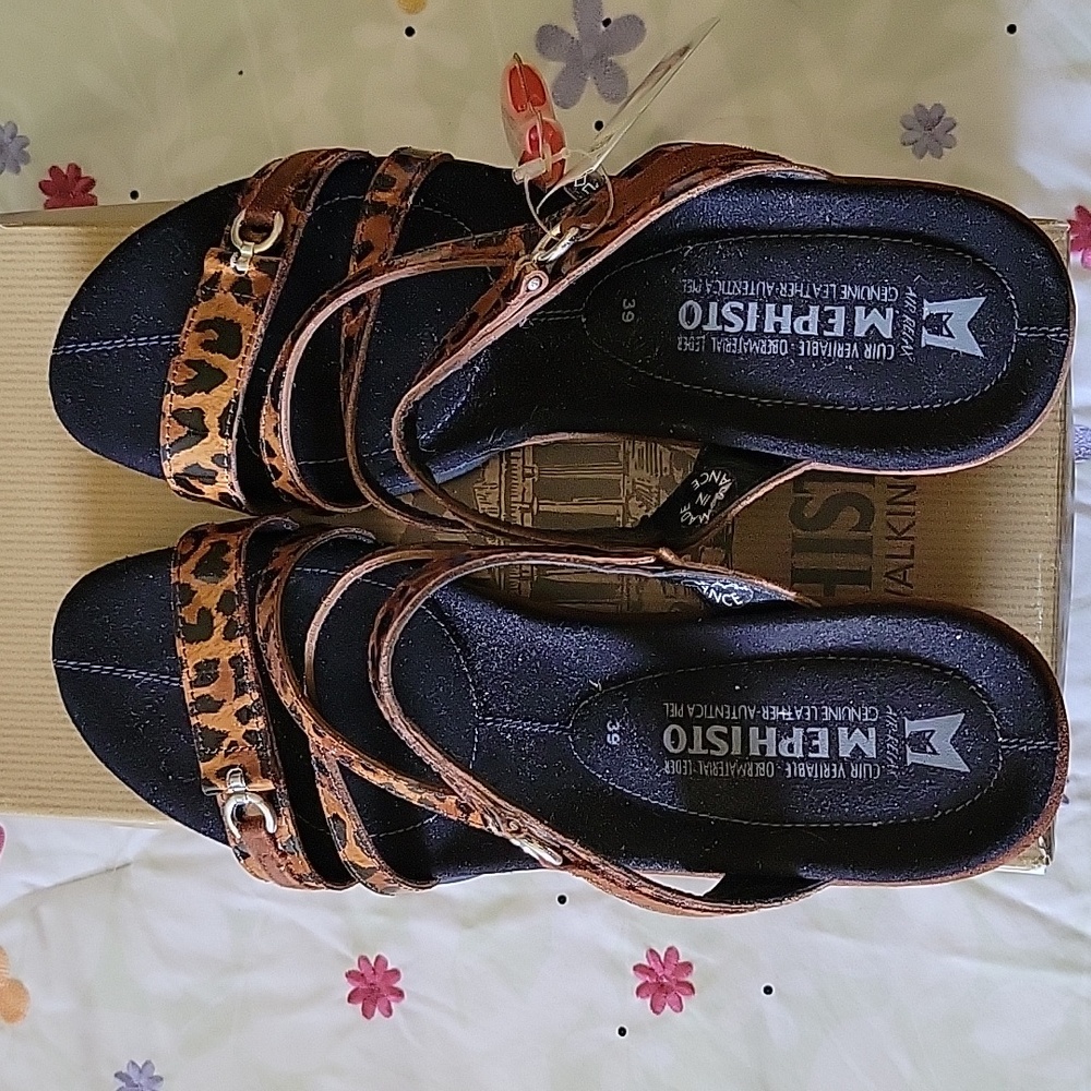 Mephisto Caterina Leopard Sandal - Picture 3 of 6